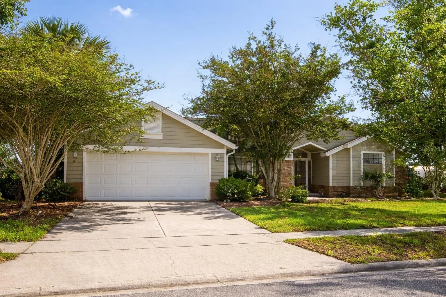 2943 EAGLE LAKE DR, ORLANDO, FL