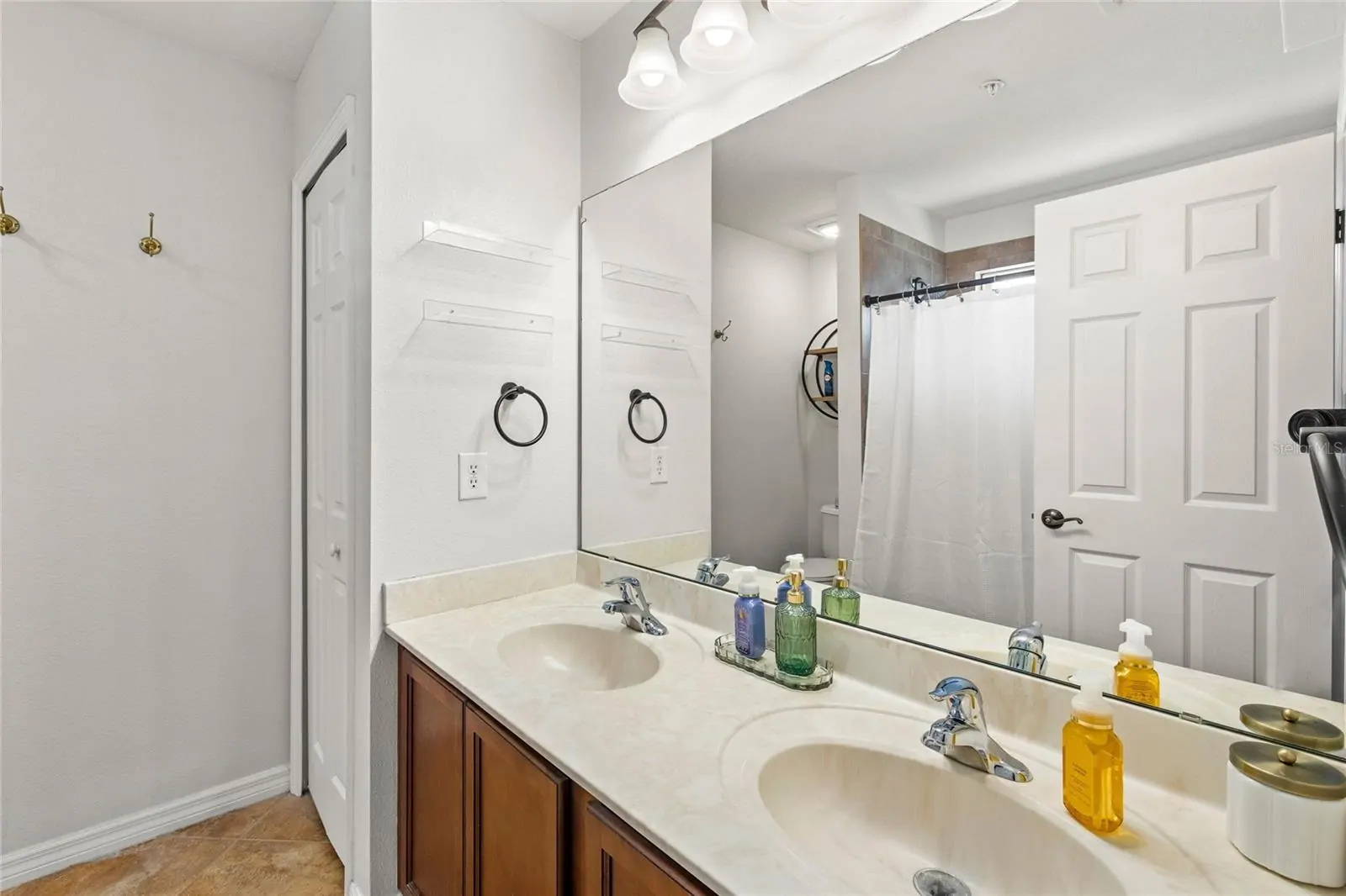 7951 NORTHLAKE PKWY, ORLANDO, FL property photo 14 of 33