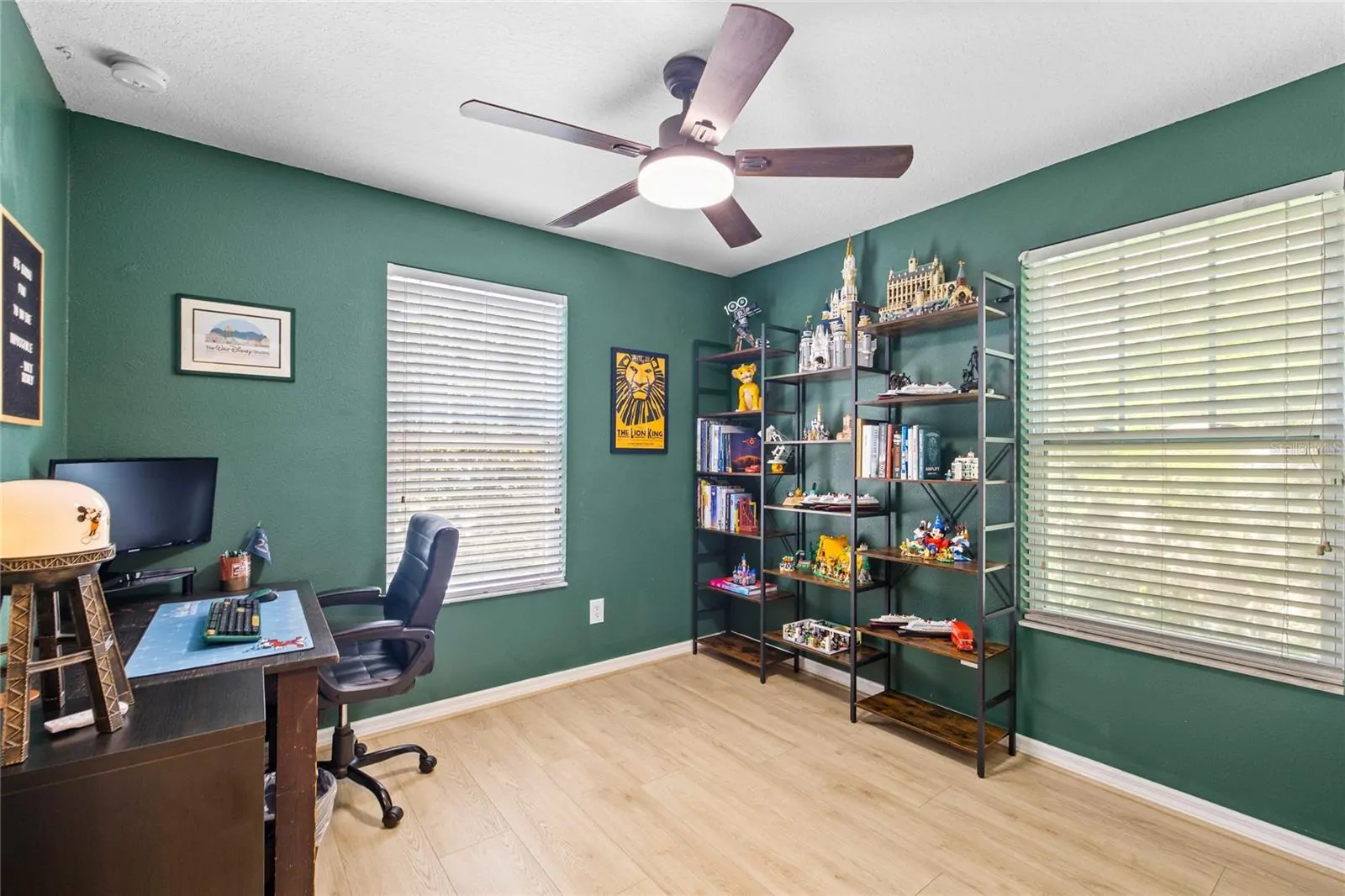 7951 NORTHLAKE PKWY, ORLANDO, FL property photo 17 of 33