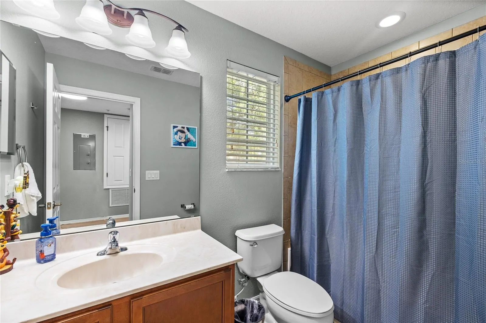 7951 NORTHLAKE PKWY, ORLANDO, FL property photo 19 of 33