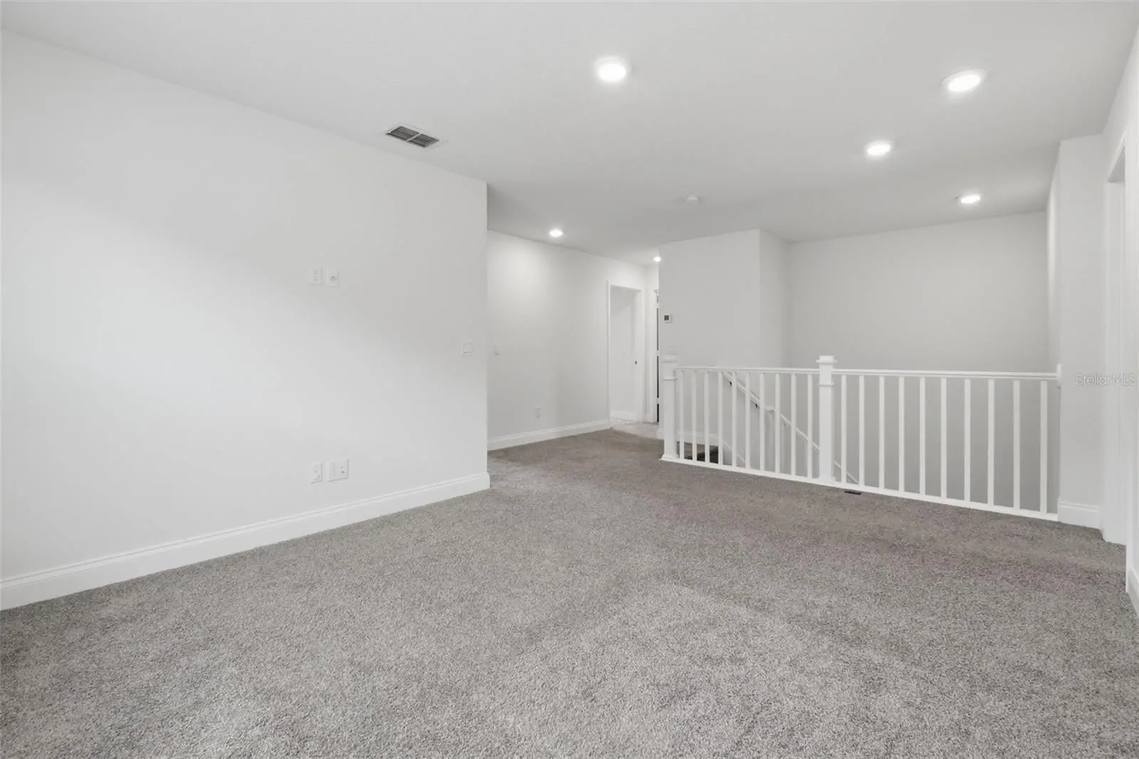 9535 JUNIPER MOSS CIR, ORLANDO, FL property photo 11 of 35