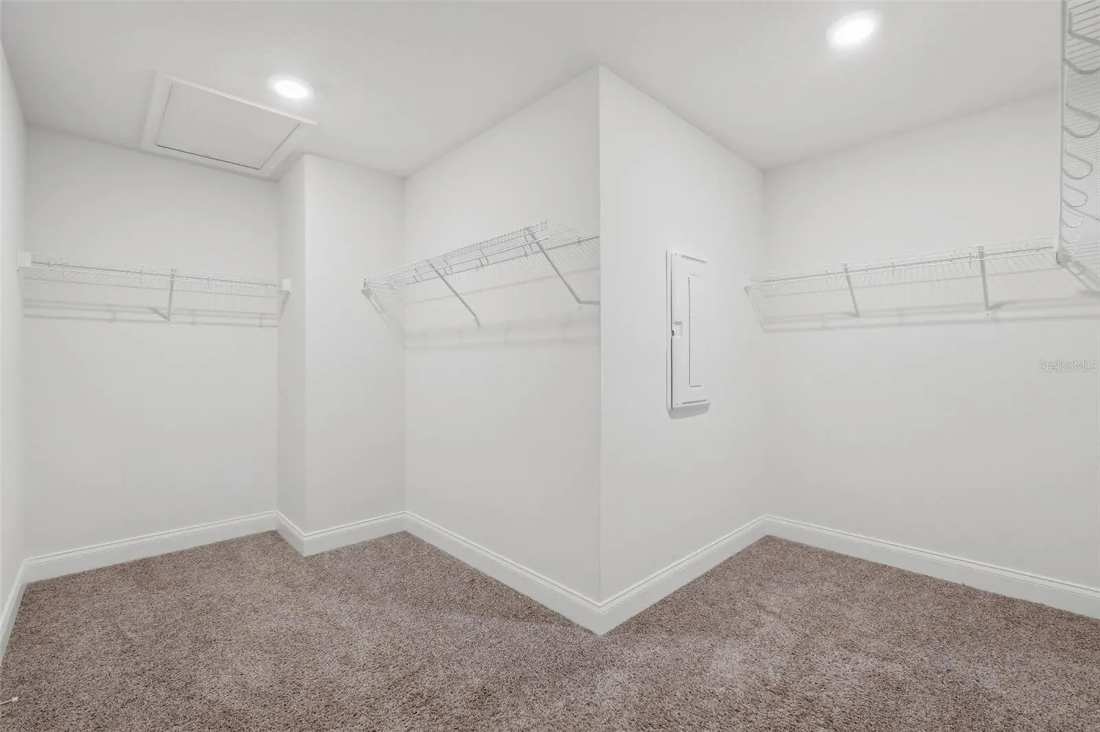 9535 JUNIPER MOSS CIR, ORLANDO, FL property photo 18 of 35