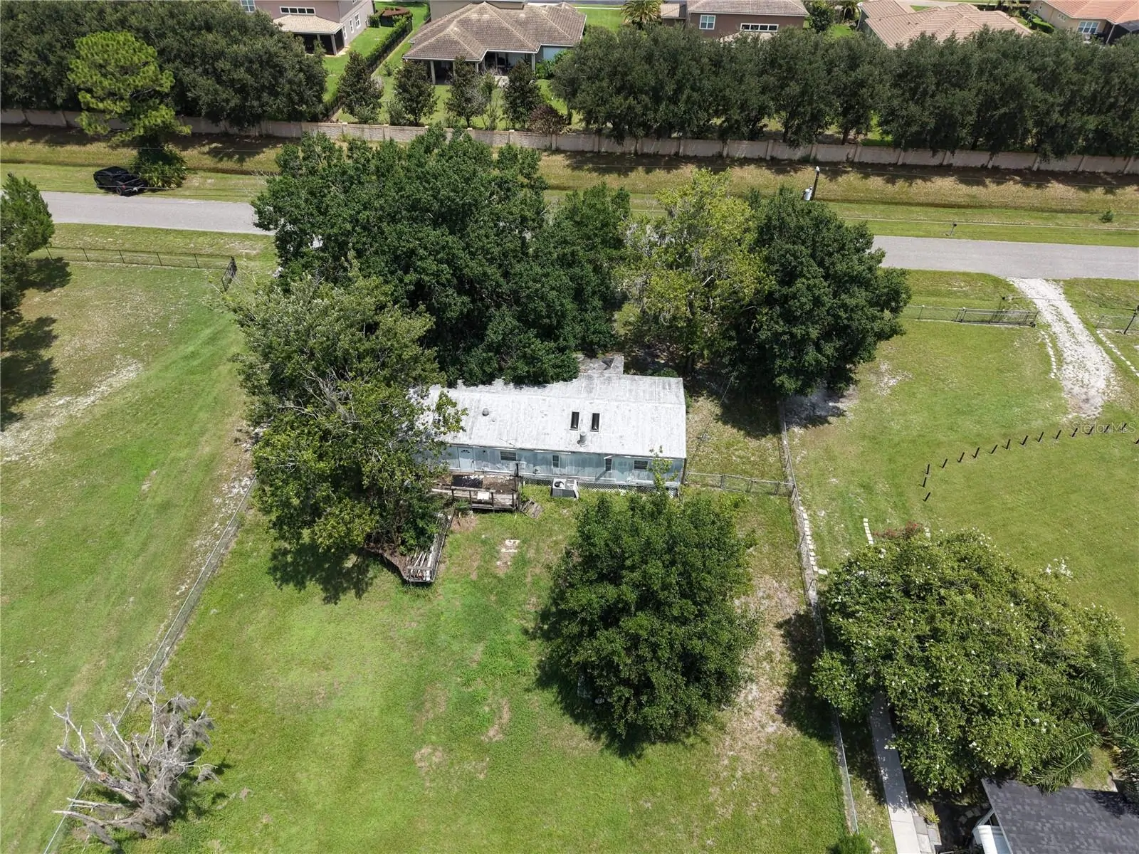 18440 AMITYVILLE DR, ORLANDO, FL property photo 3 of 16