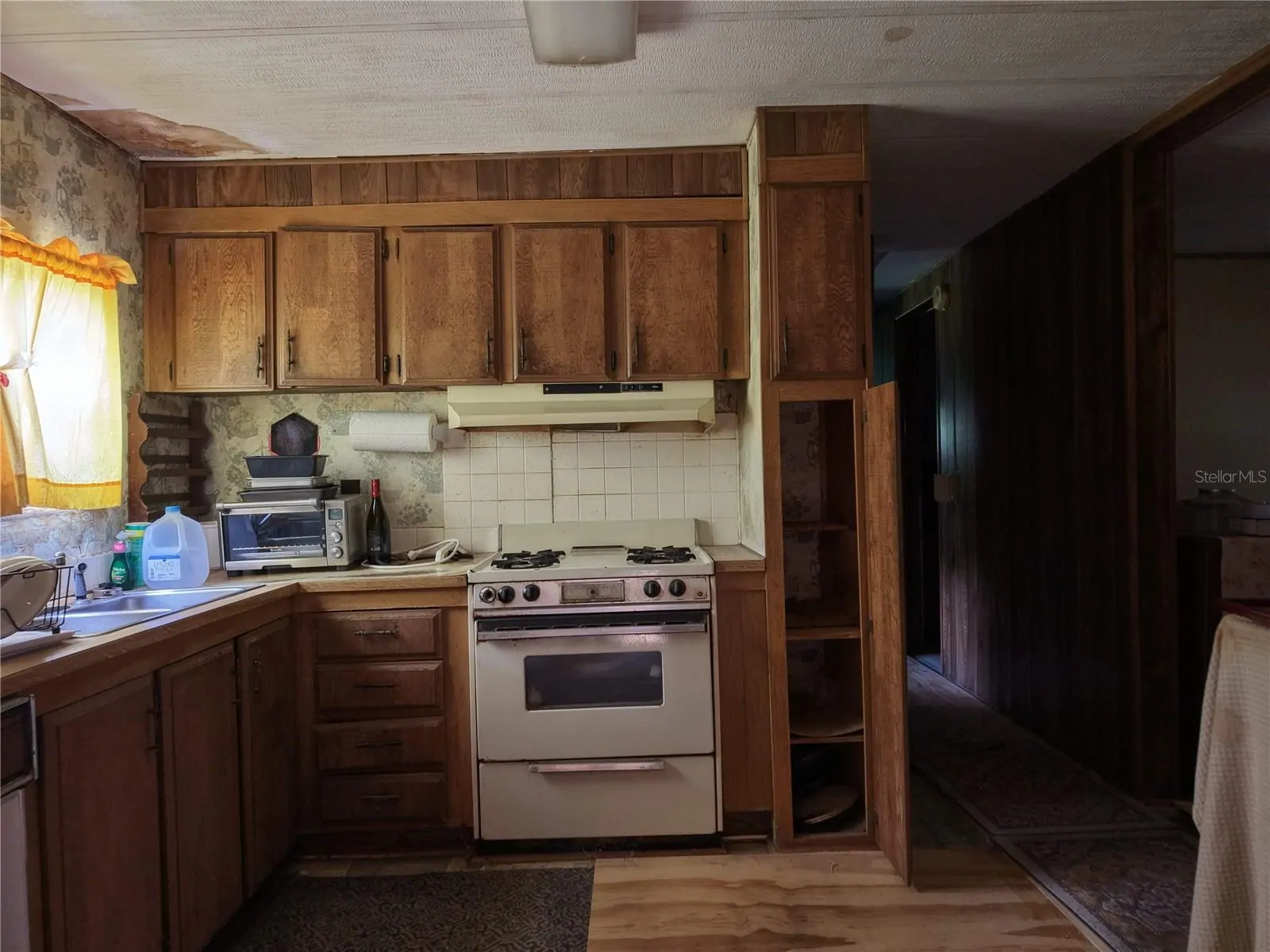 18440 AMITYVILLE DR, ORLANDO, FL property photo 12 of 16