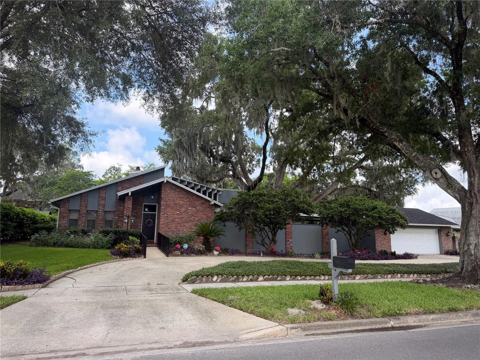 924 RIDGECREST RD, ORLANDO, FL