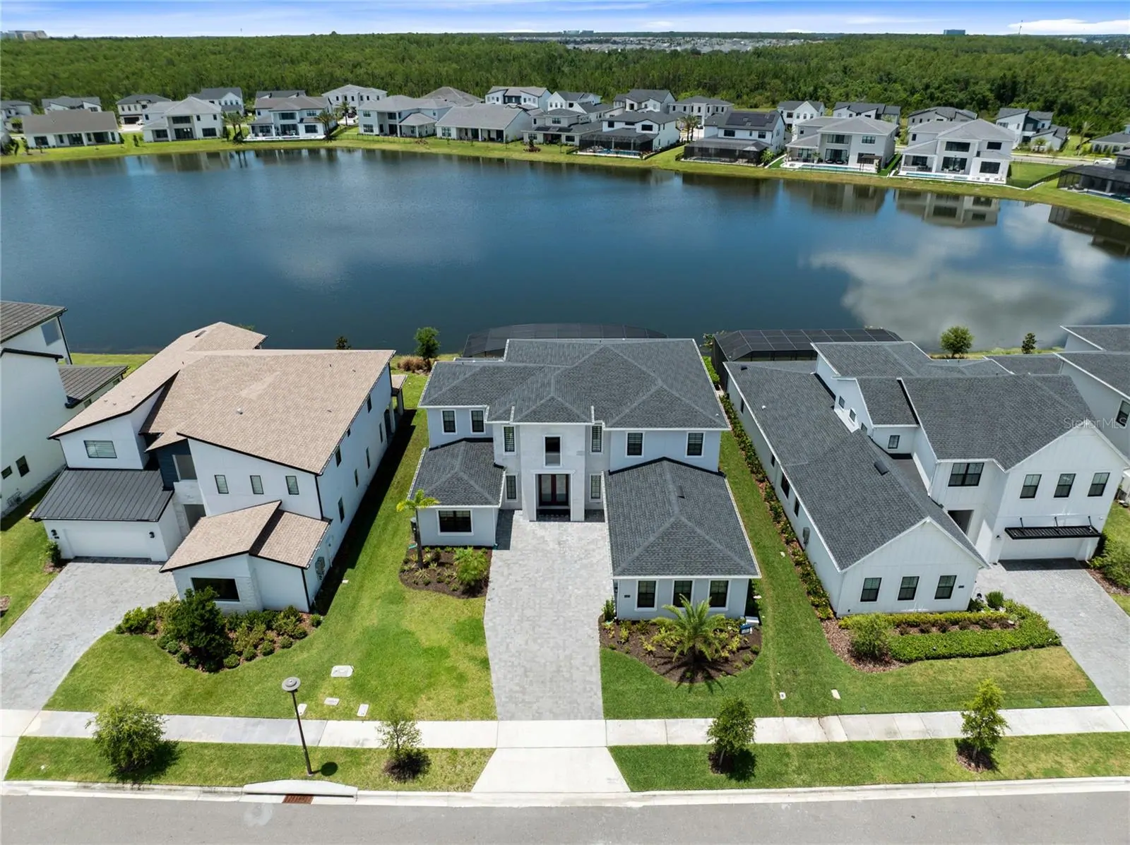 9445 SANTORINI DR, ORLANDO, FL
