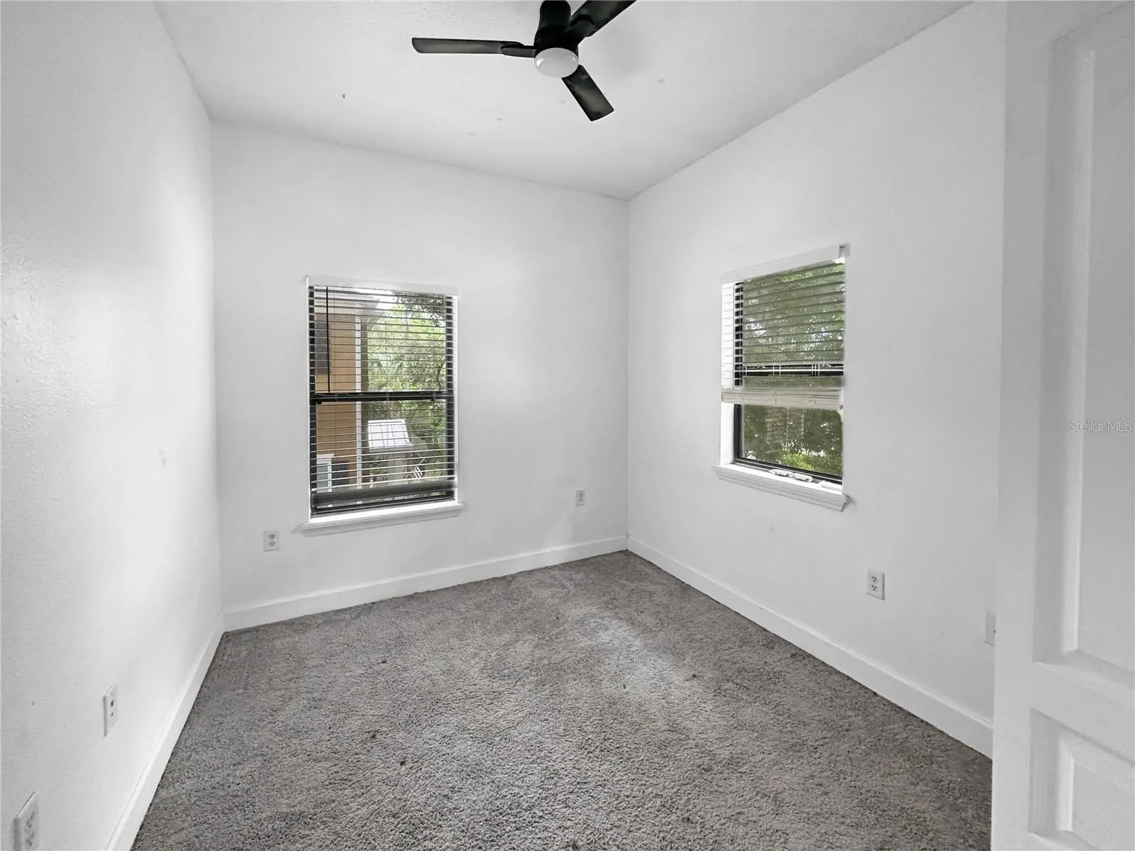 584 COPLEY LN, ORLANDO, FL property photo 11 of 26