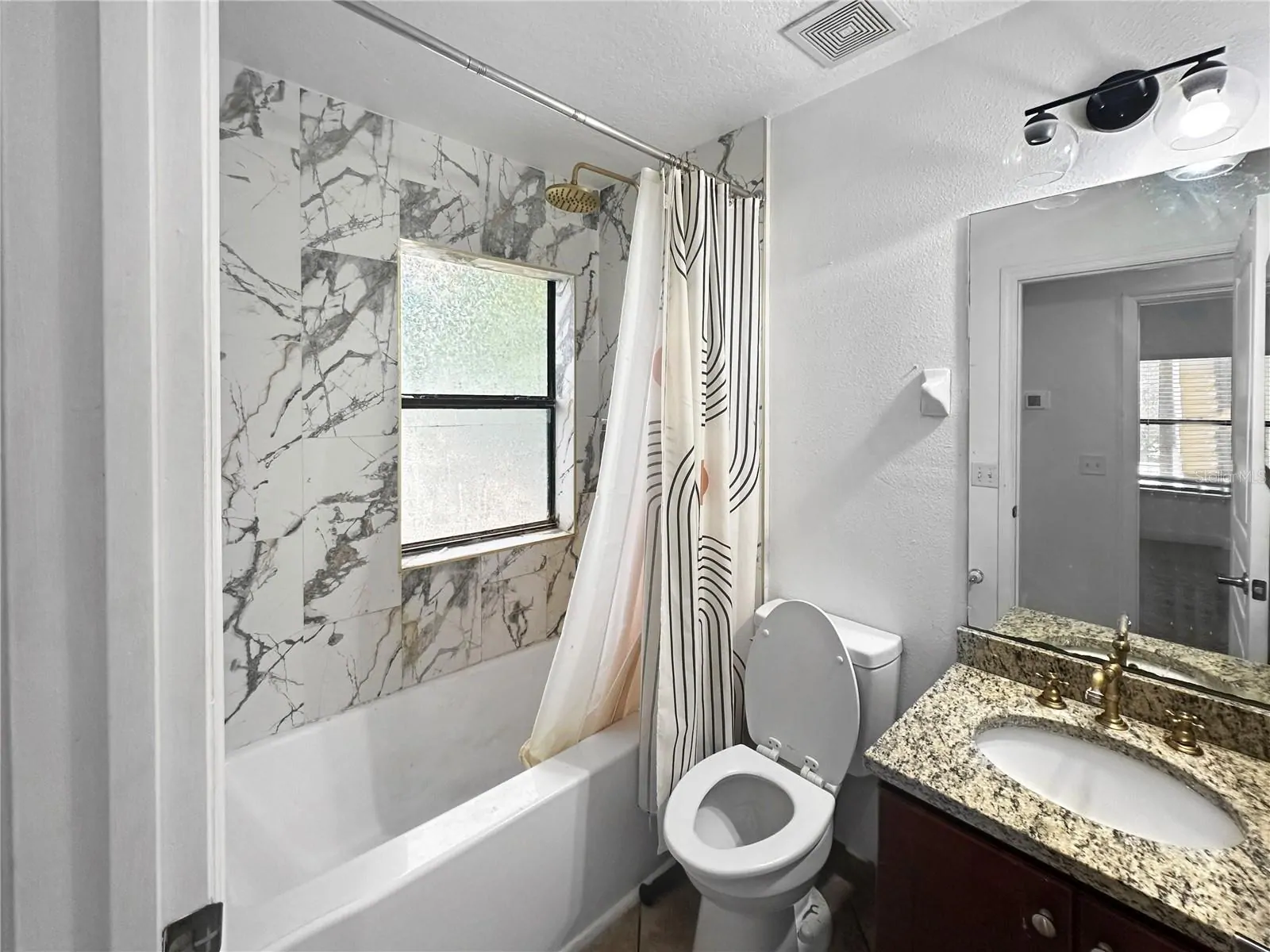 584 COPLEY LN, ORLANDO, FL property photo 13 of 26
