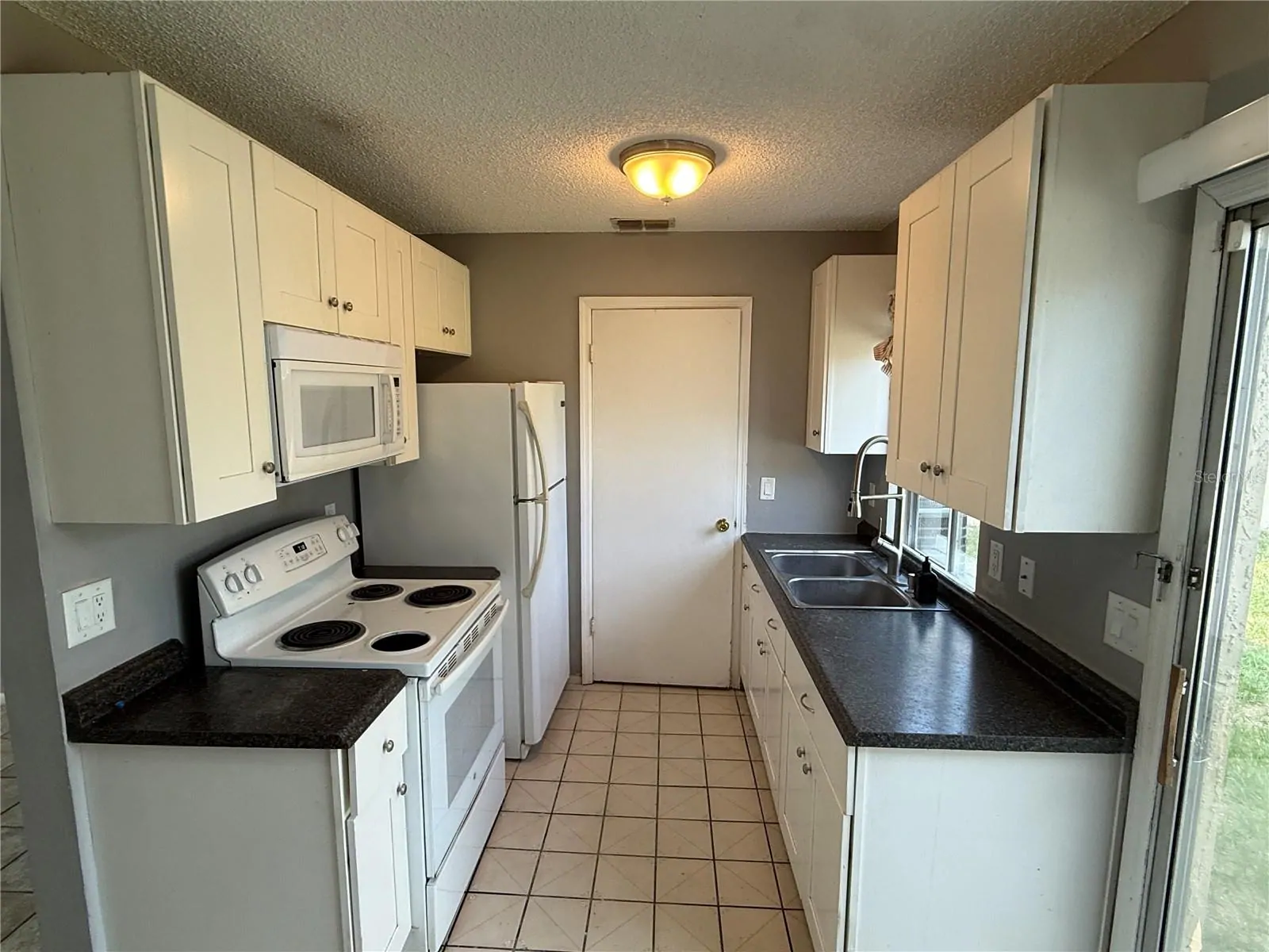 7425 VILLAS OAK CT, ORLANDO, FL property photo 7 of 20