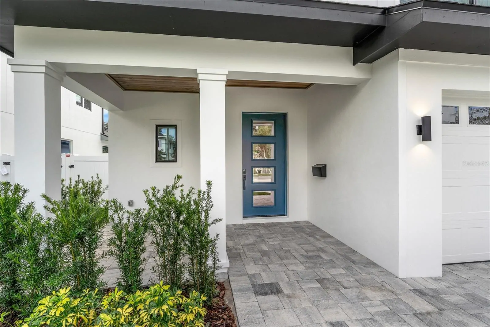 1546 MILLER AVE, WINTER PARK, FL property photo 2 of 36
