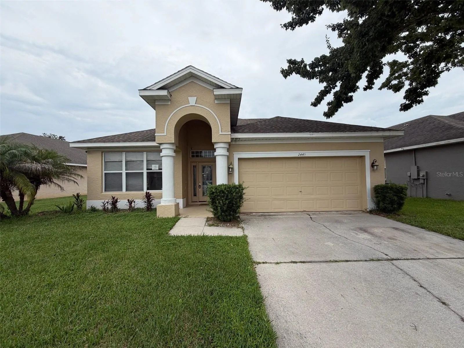 2445 CYPRESS TRACE CIR, ORLANDO, FL property photo 2 of 23