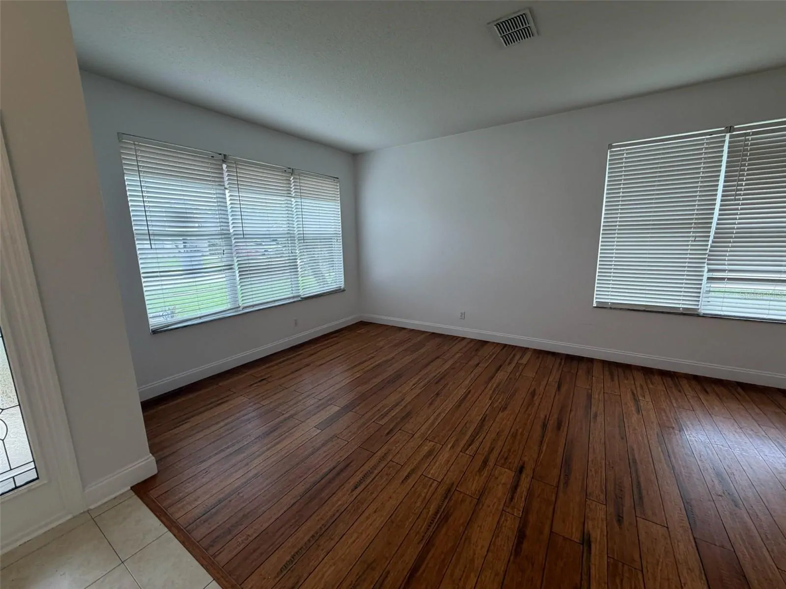 2445 CYPRESS TRACE CIR, ORLANDO, FL property photo 3 of 23