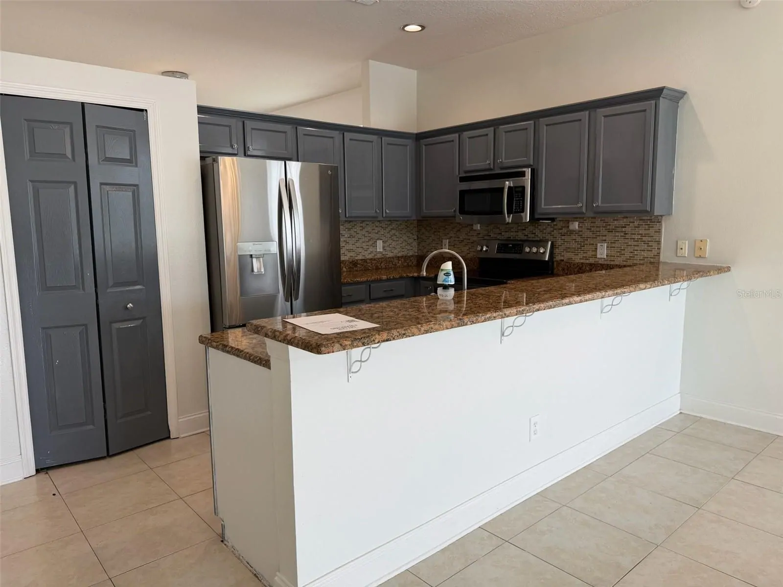 2445 CYPRESS TRACE CIR, ORLANDO, FL property photo 7 of 23