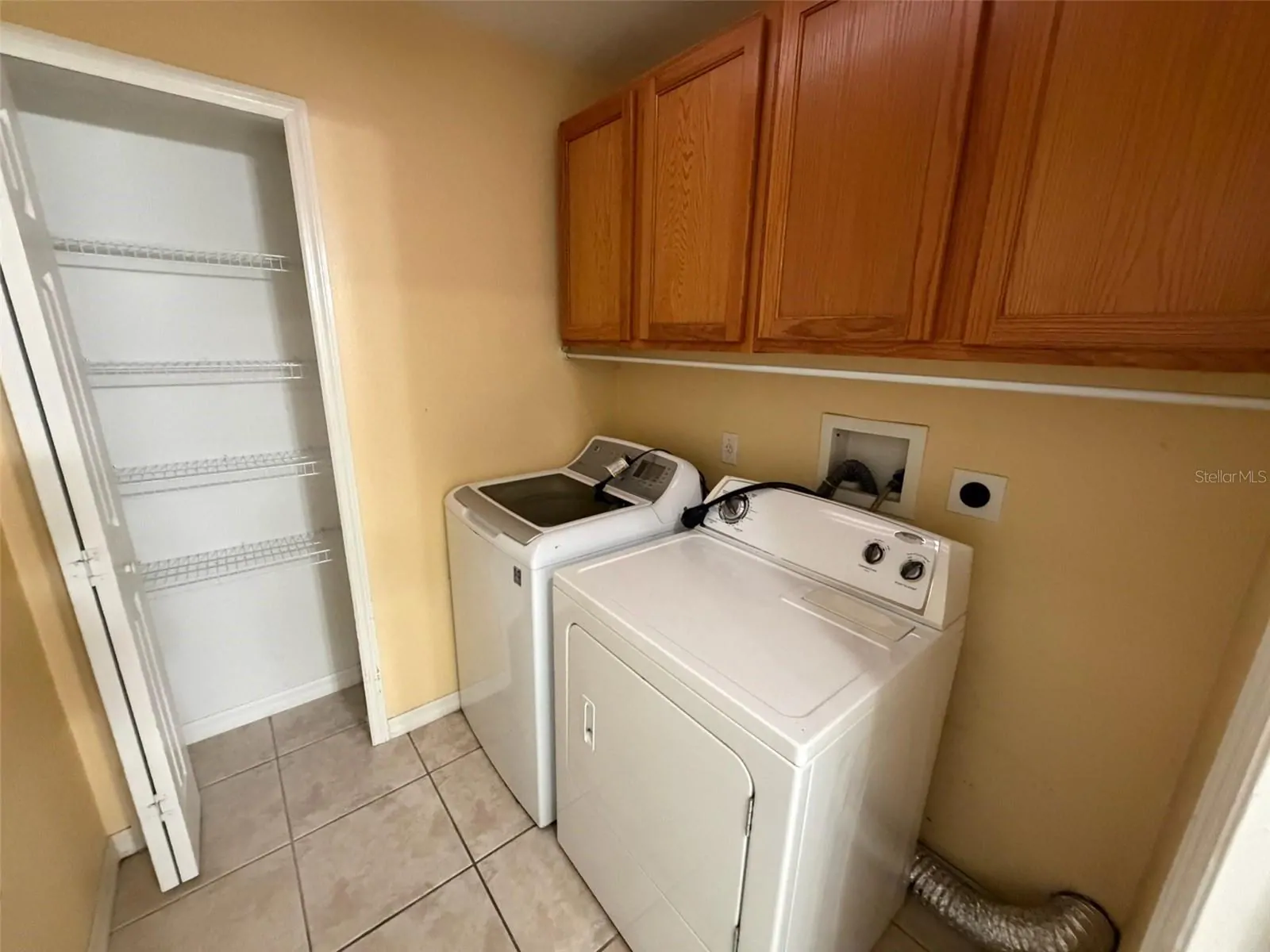 2445 CYPRESS TRACE CIR, ORLANDO, FL property photo 13 of 23