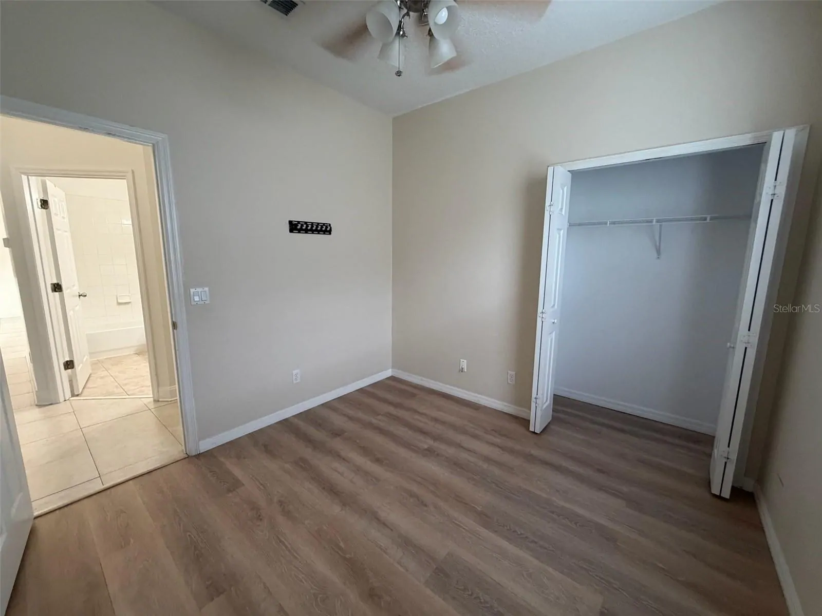 2445 CYPRESS TRACE CIR, ORLANDO, FL property photo 17 of 23