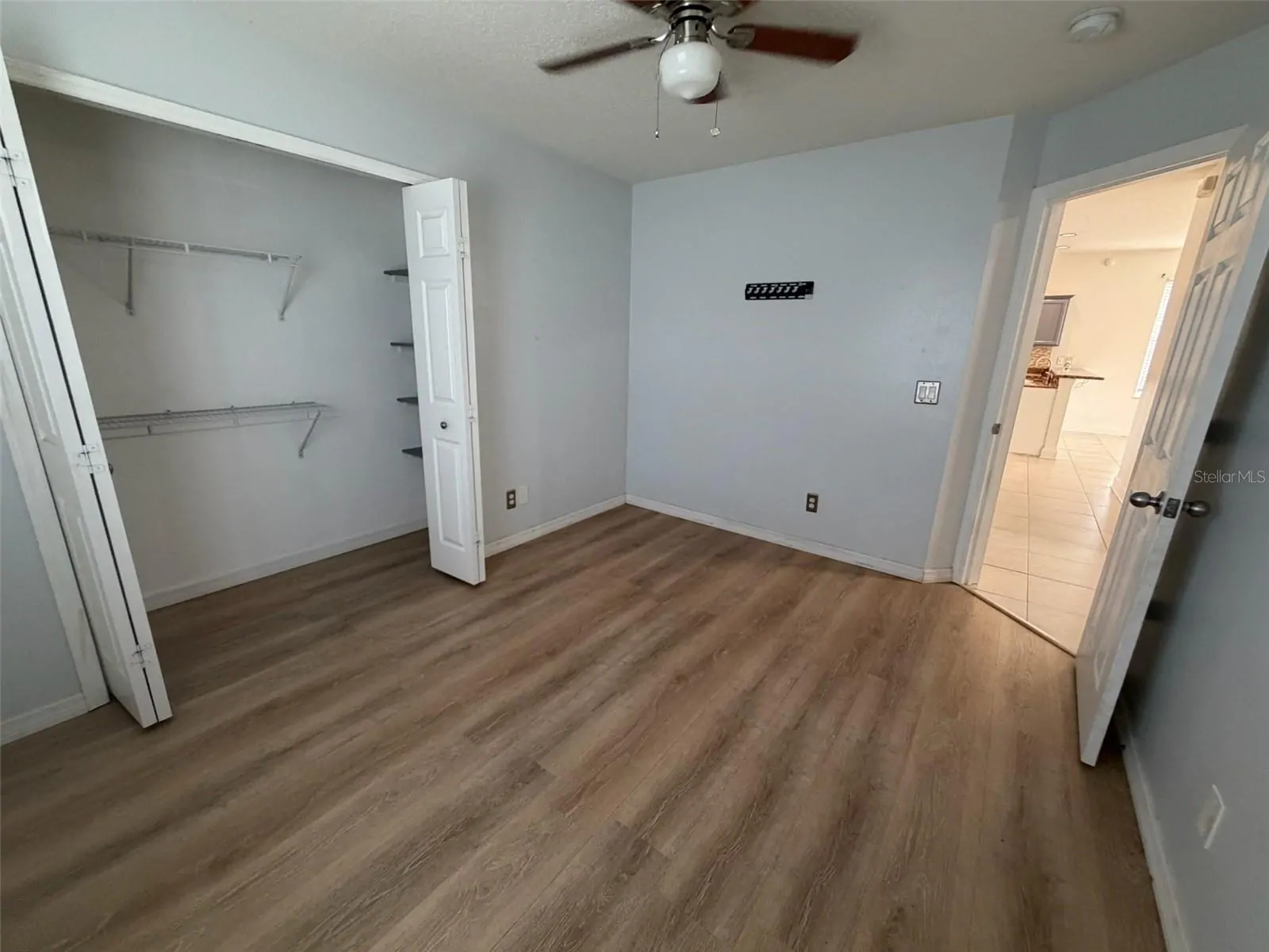 2445 CYPRESS TRACE CIR, ORLANDO, FL property photo 18 of 23