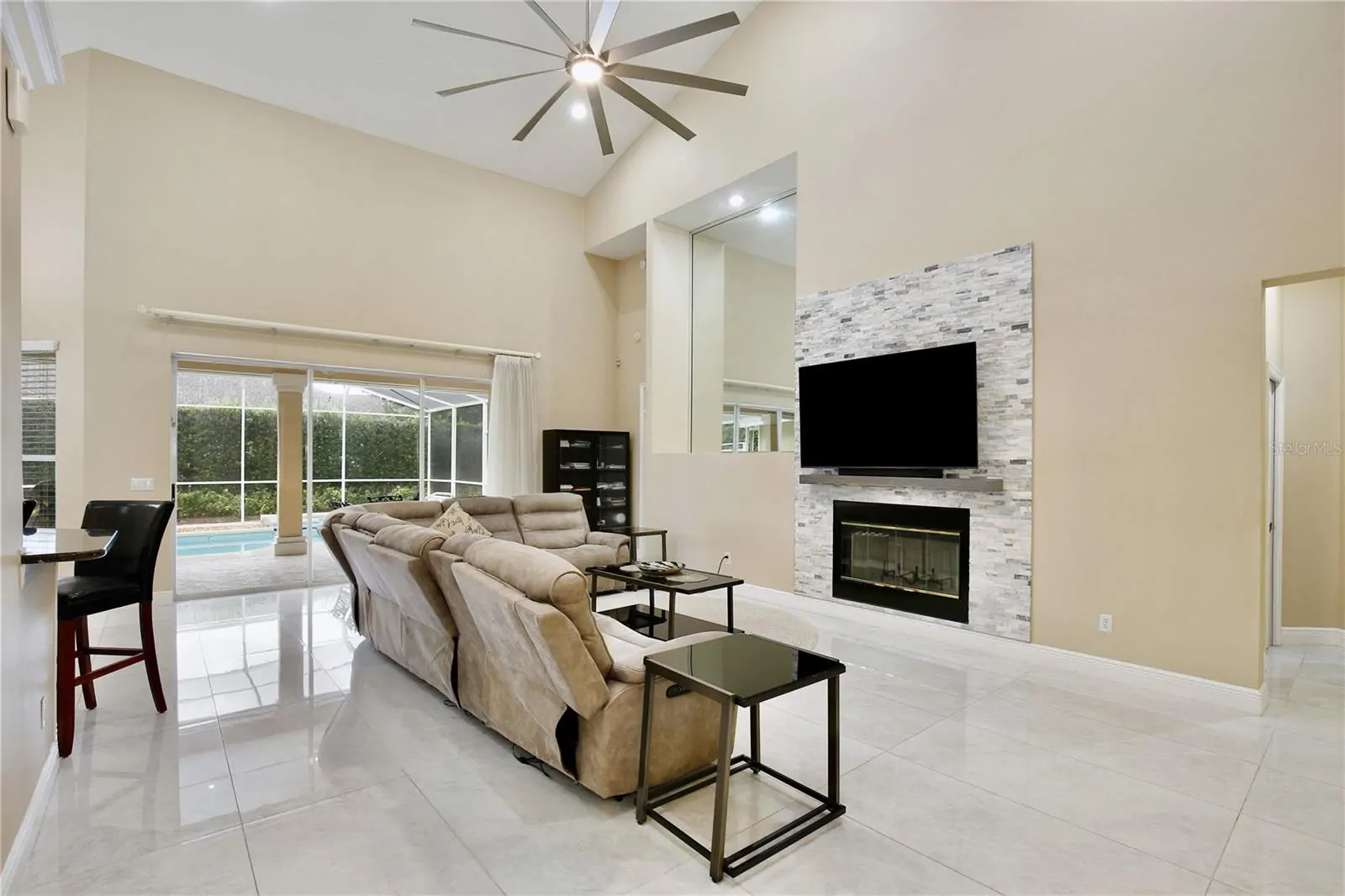 9374 WICKHAM WAY, ORLANDO, FL property photo 6 of 58