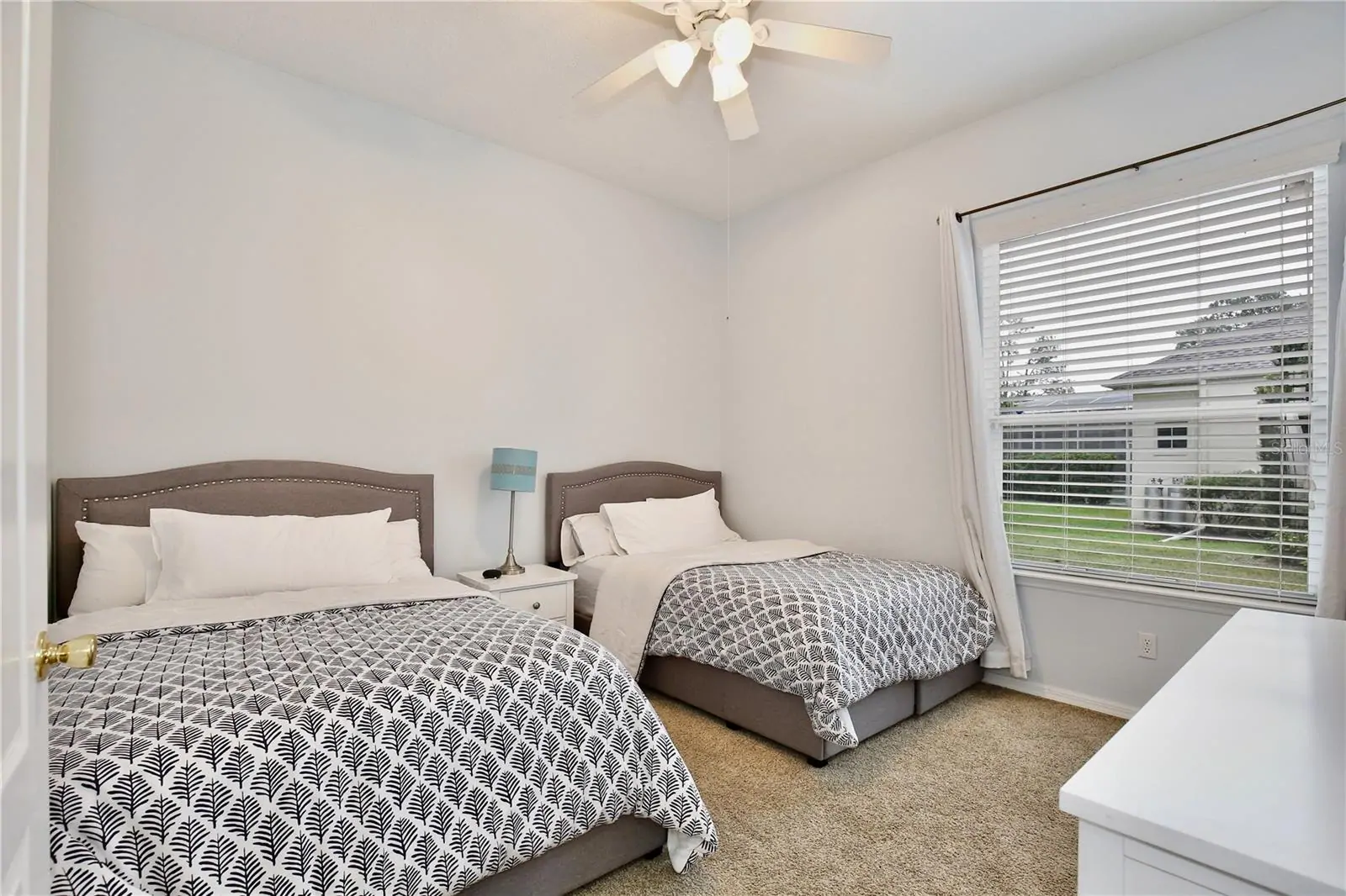 9374 WICKHAM WAY, ORLANDO, FL property photo 19 of 58