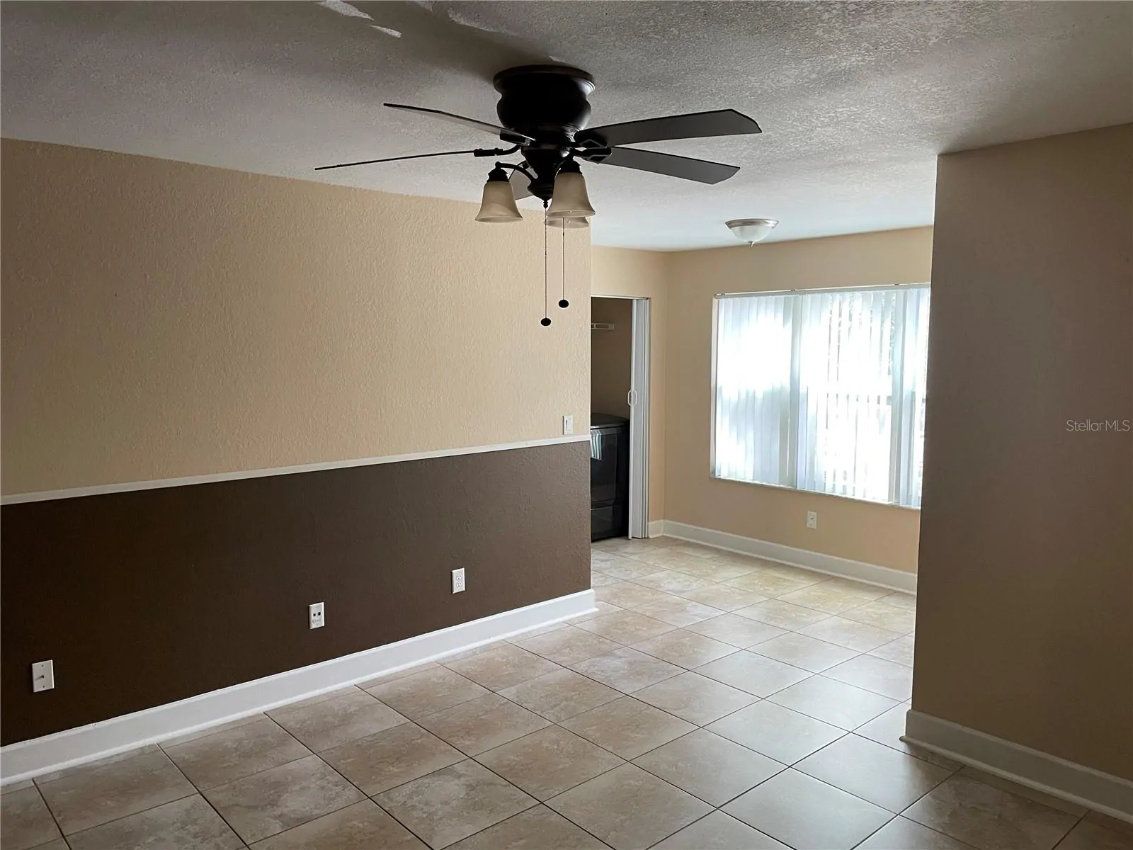4512 COMMANDER DR #1725, ORLANDO, FL property photo 4 of 14