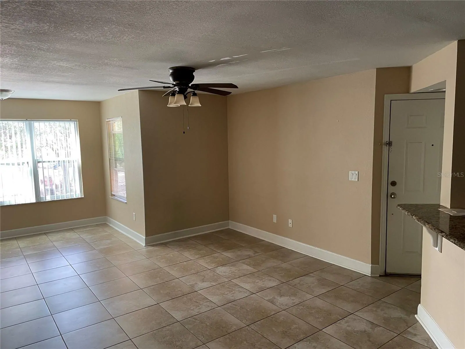 4512 COMMANDER DR #1725, ORLANDO, FL property photo 5 of 14