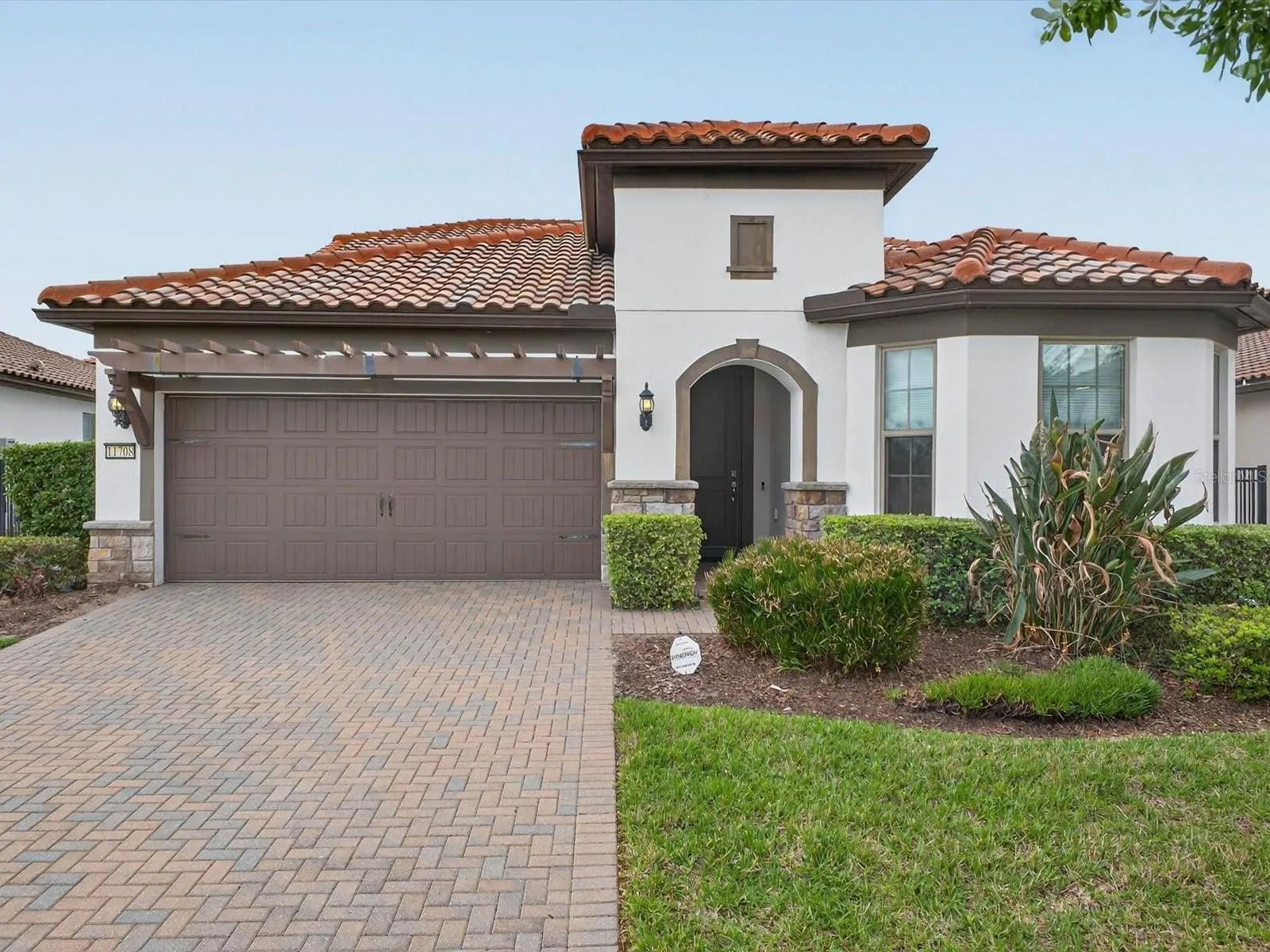 11708 MEADOW GROVE CIR, ORLANDO, FL