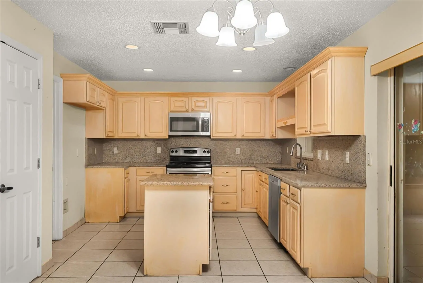12422 SION COURT, ORLANDO, FL property photo 13 of 58