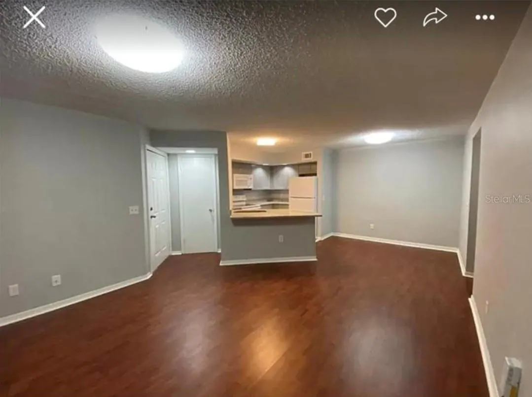 4532 COMMANDER DR #2122, ORLANDO, FL property photo 2 of 13