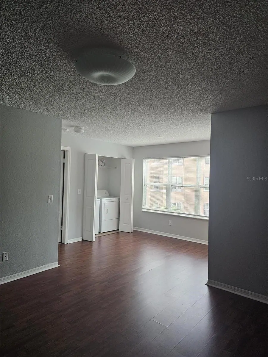 4532 COMMANDER DR #2122, ORLANDO, FL property photo 5 of 13