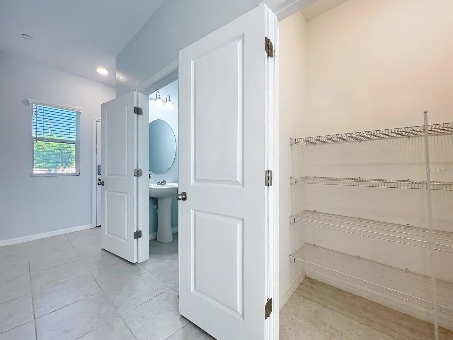 3326 AZOLLA ST, ORLANDO, FL property photo 17 of 51