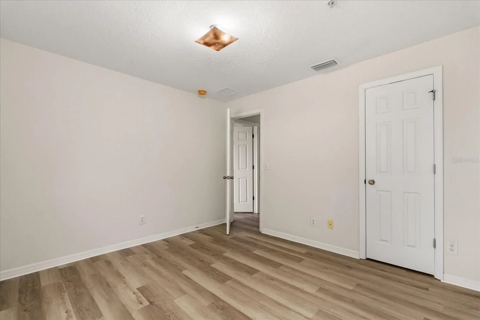 5454 CARAMELLA DR, ORLANDO, FL property photo 29 of 32