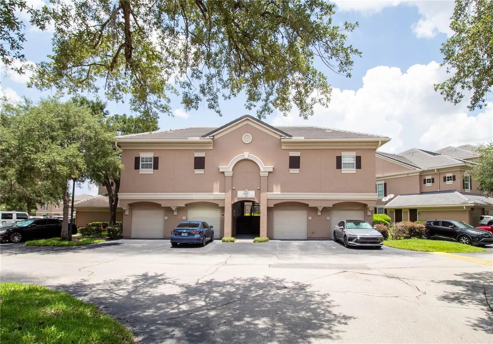 14327 FREDRICKSBURG DR #1601, ORLANDO, FL