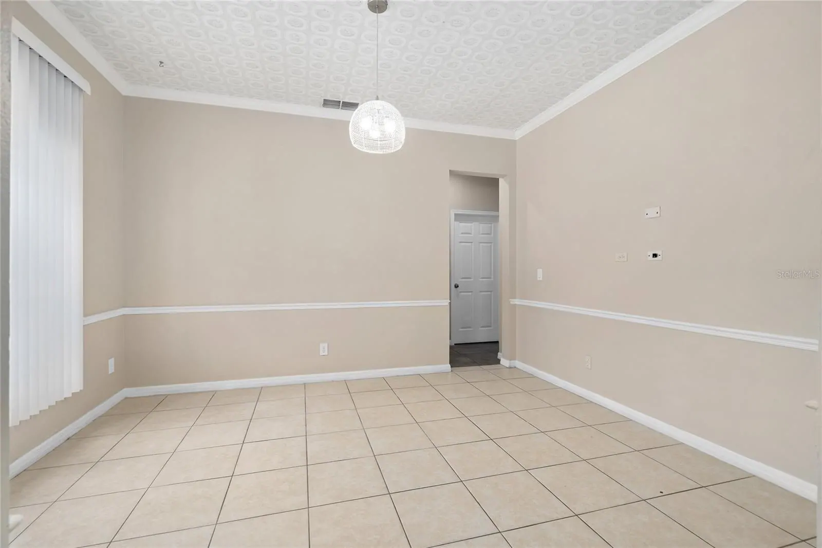 13821 AMBERLEIGH RD, ORLANDO, FL property photo 6 of 56