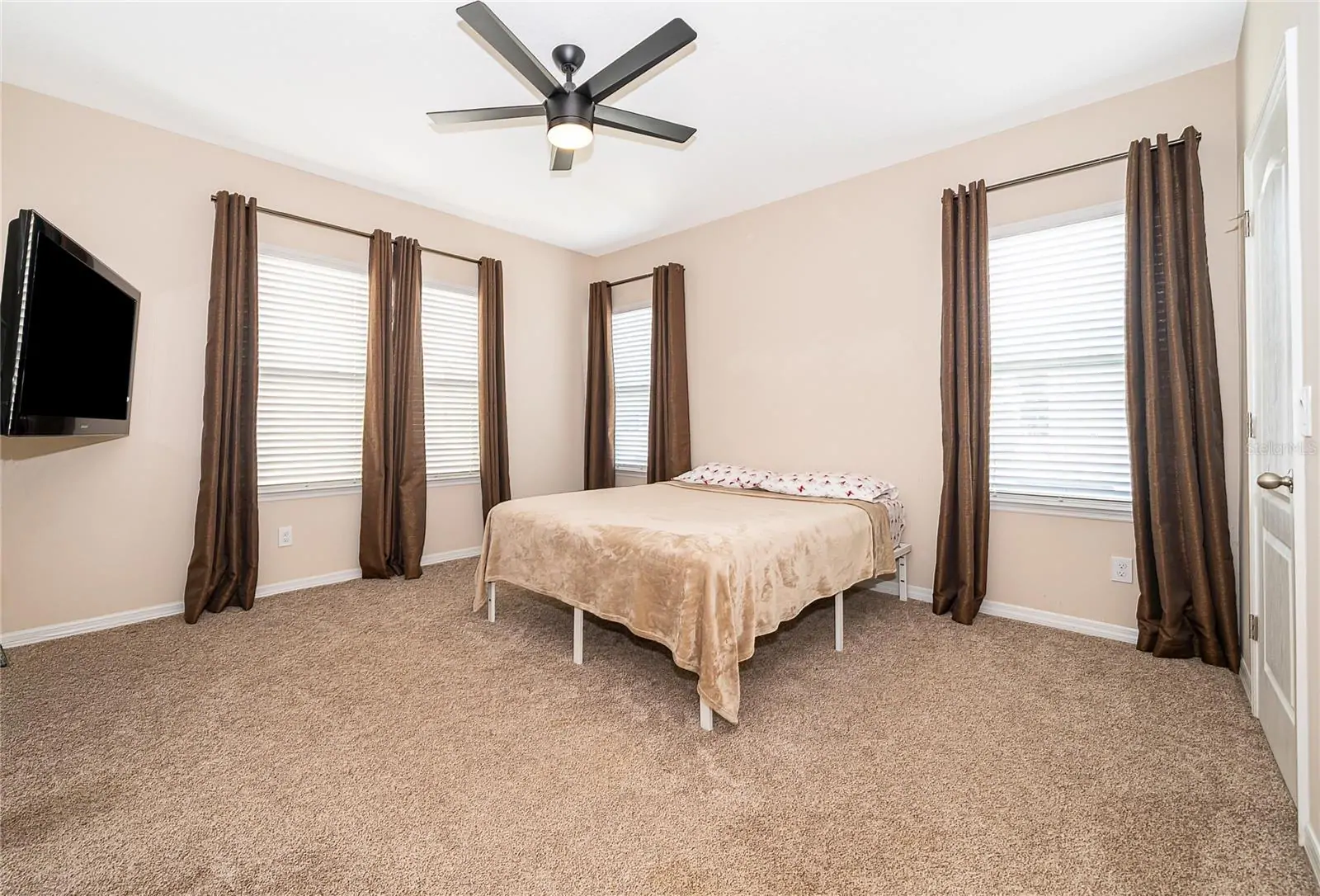 8641 BROOKVALE DR, WINDERMERE, FL property photo 11 of 23