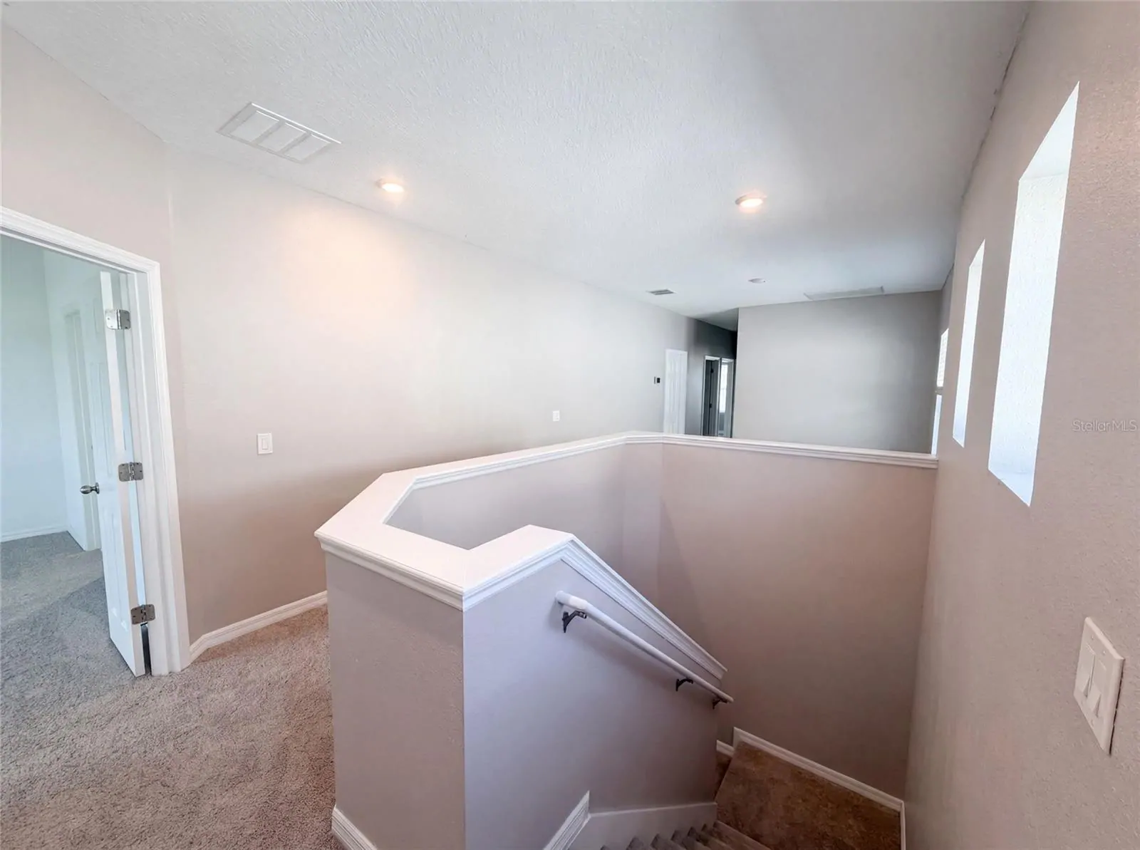 1572 ASTORIA ARBOR LN, ORLANDO, FL property photo 9 of 38
