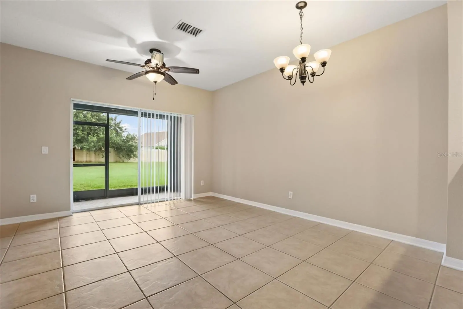 10332 MANDERLEY WAY #111, ORLANDO, FL property photo 4 of 23
