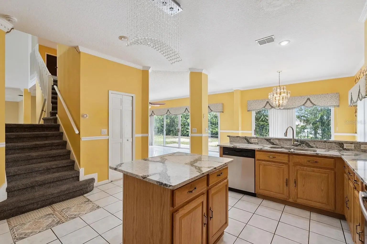 6415 ABBEYDALE CT, ORLANDO, FL property photo 17 of 53