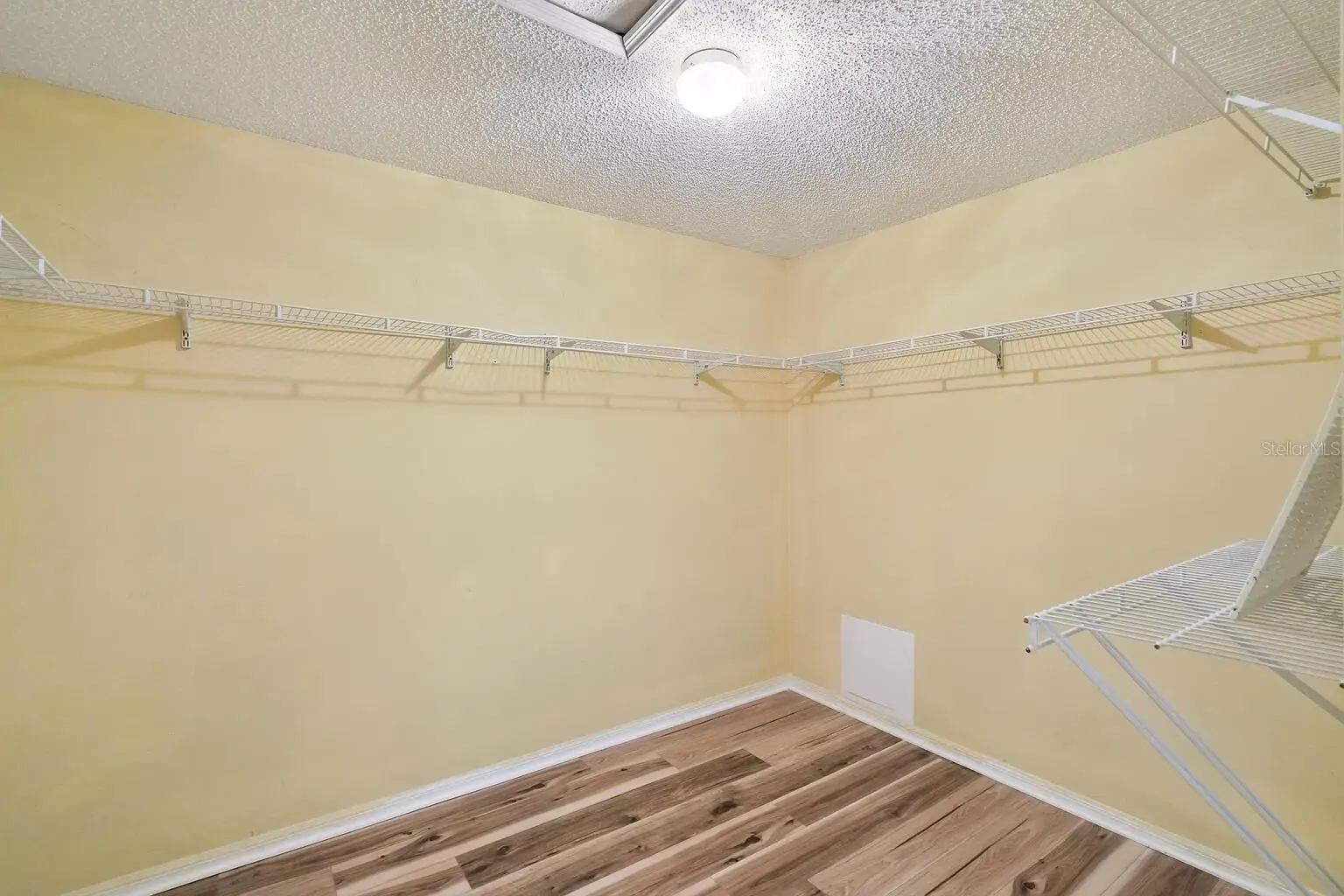6415 ABBEYDALE CT, ORLANDO, FL property photo 21 of 53