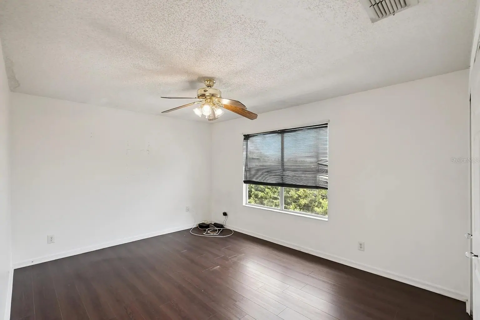 6415 ABBEYDALE CT, ORLANDO, FL property photo 32 of 53