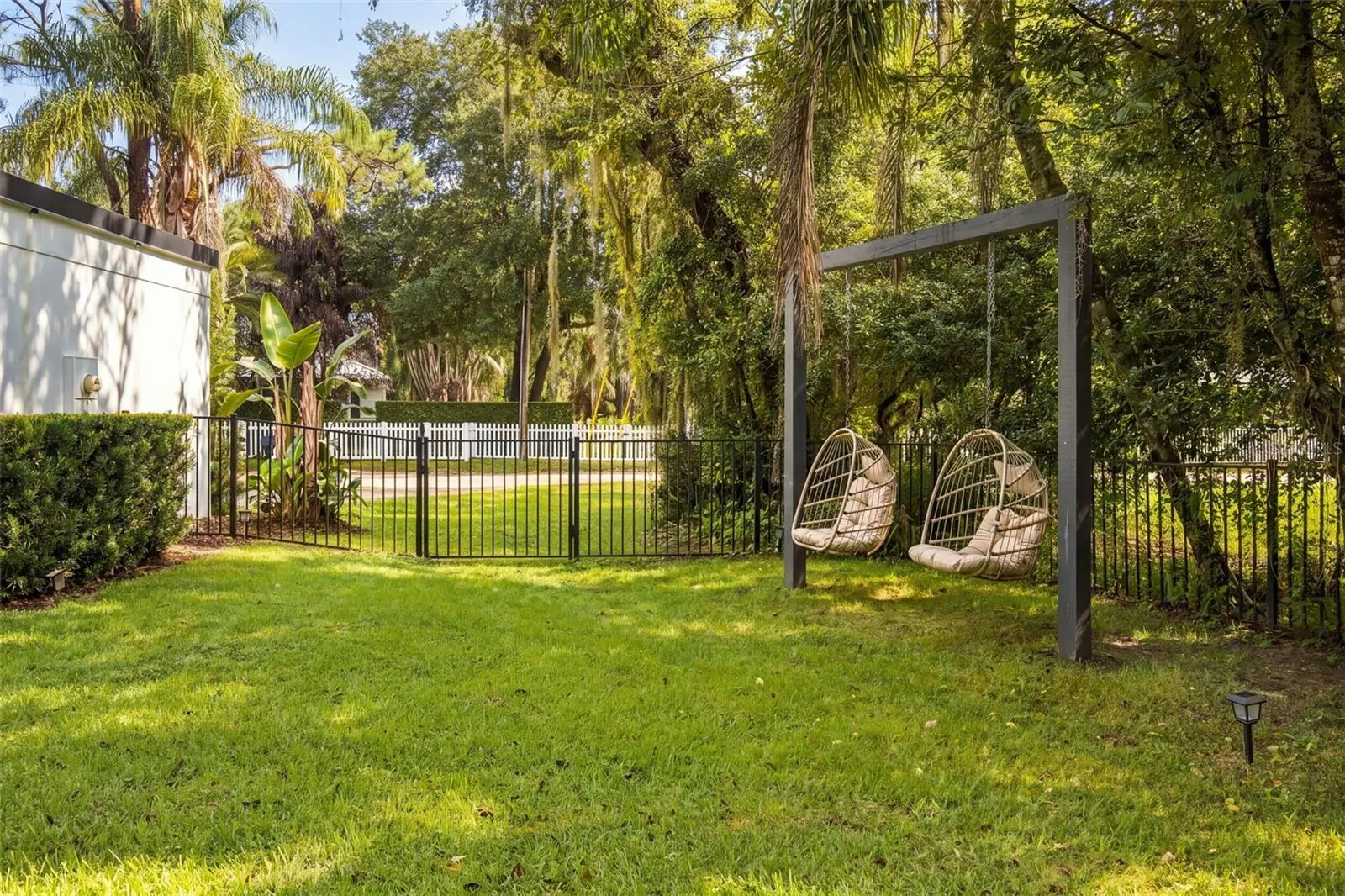 104 E 1ST AVE, WINDERMERE, FL property photo 45 of 47