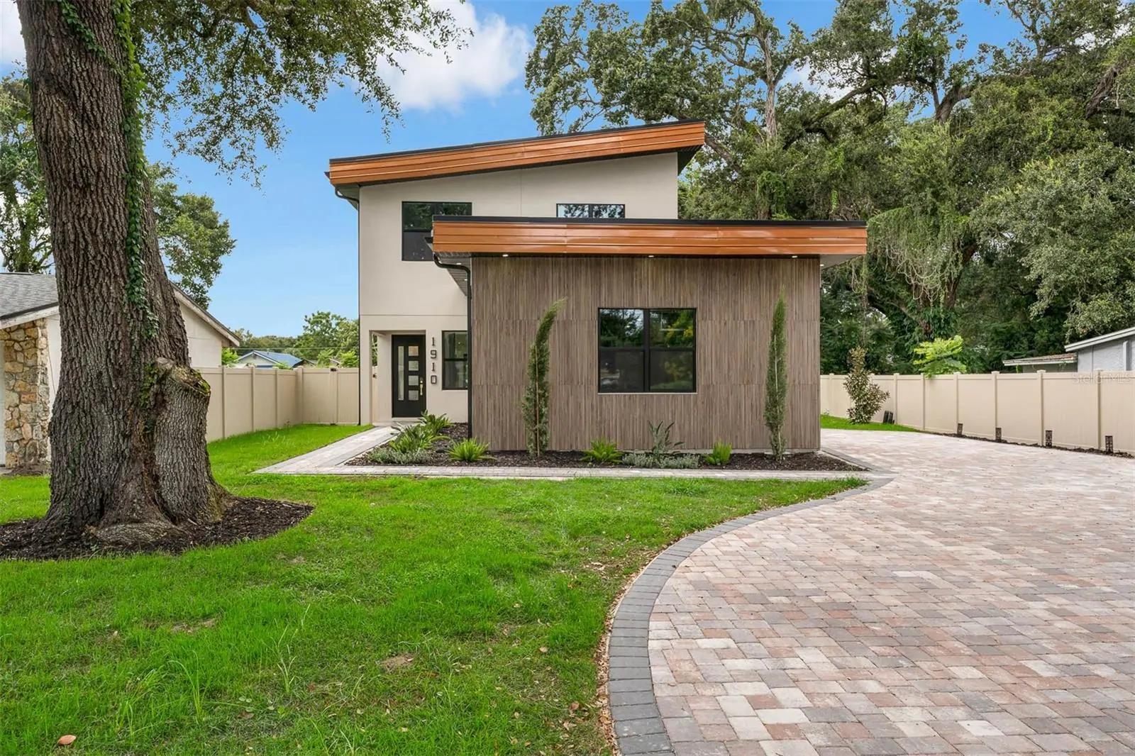 1910 CLOVERLAWN AVE, ORLANDO, FL