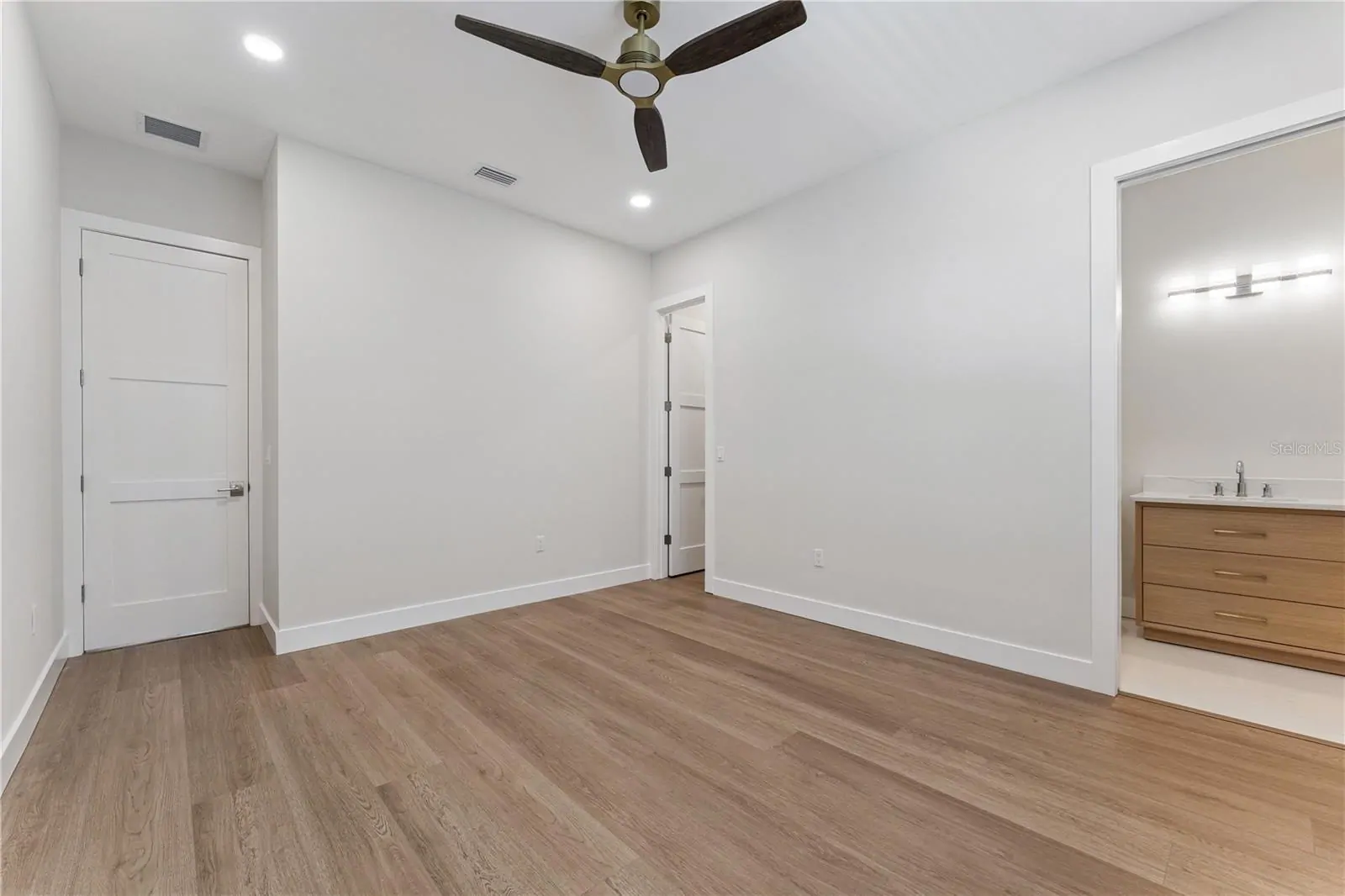 3456 FAIRWAY LN, ORLANDO, FL property photo 22 of 37