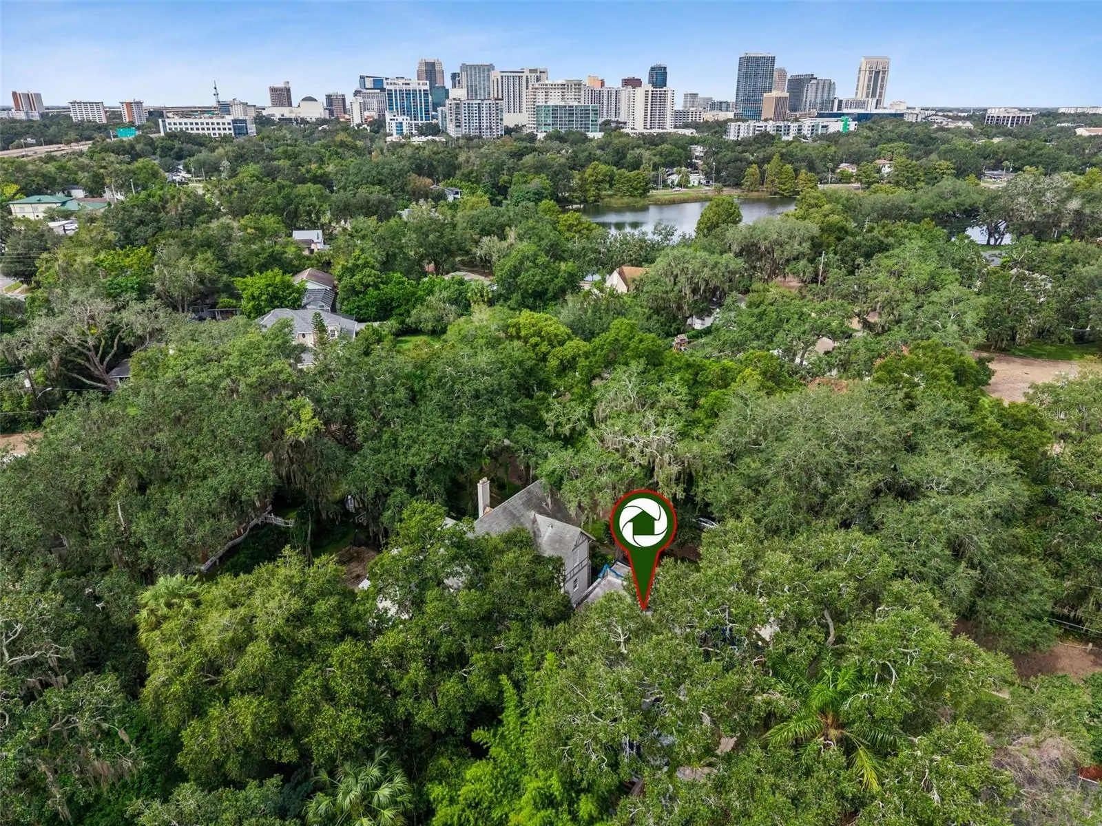 215 S LAWSONA BLVD, ORLANDO, FL property photo 2 of 40
