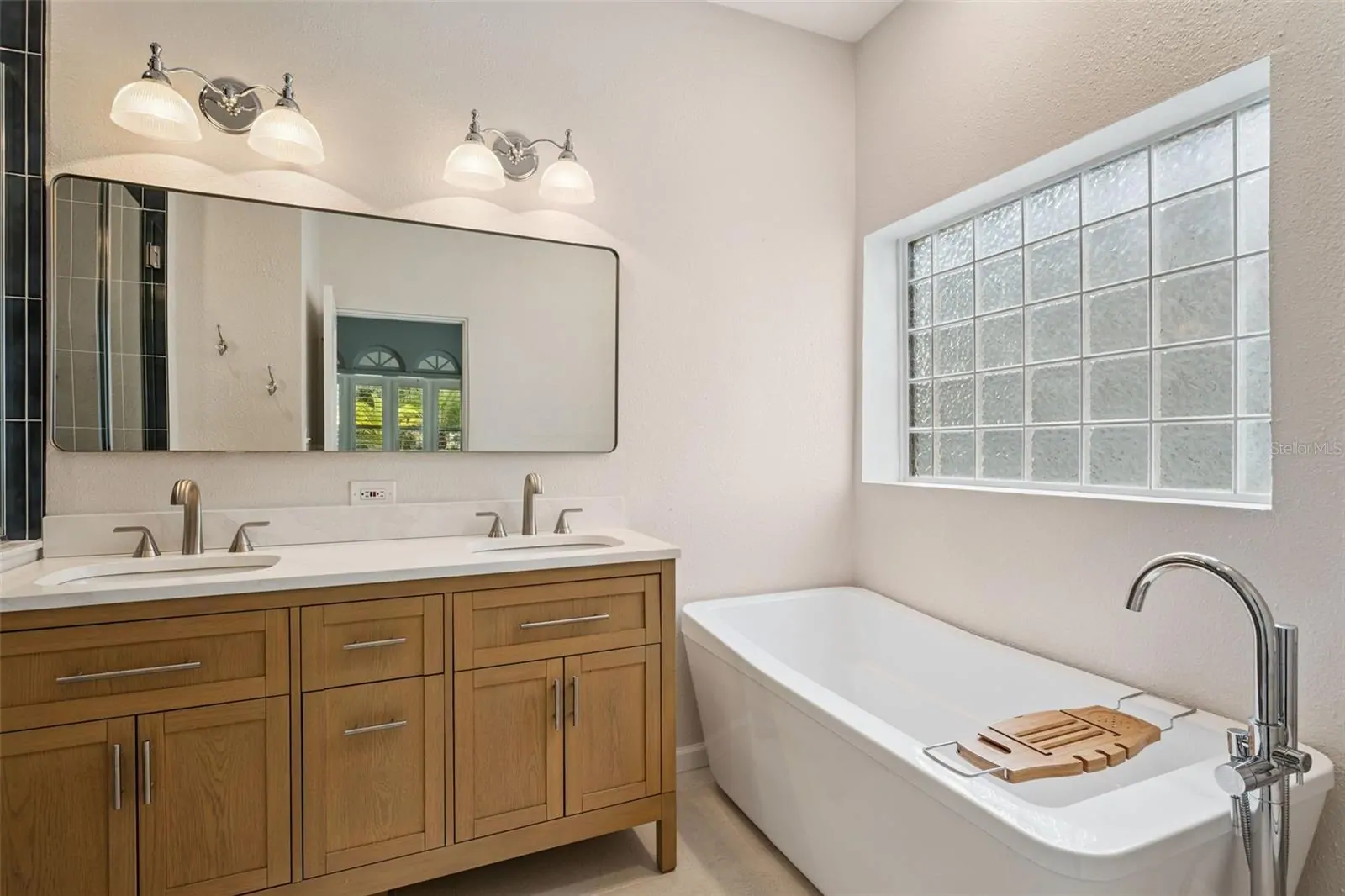 215 S LAWSONA BLVD, ORLANDO, FL property photo 25 of 40