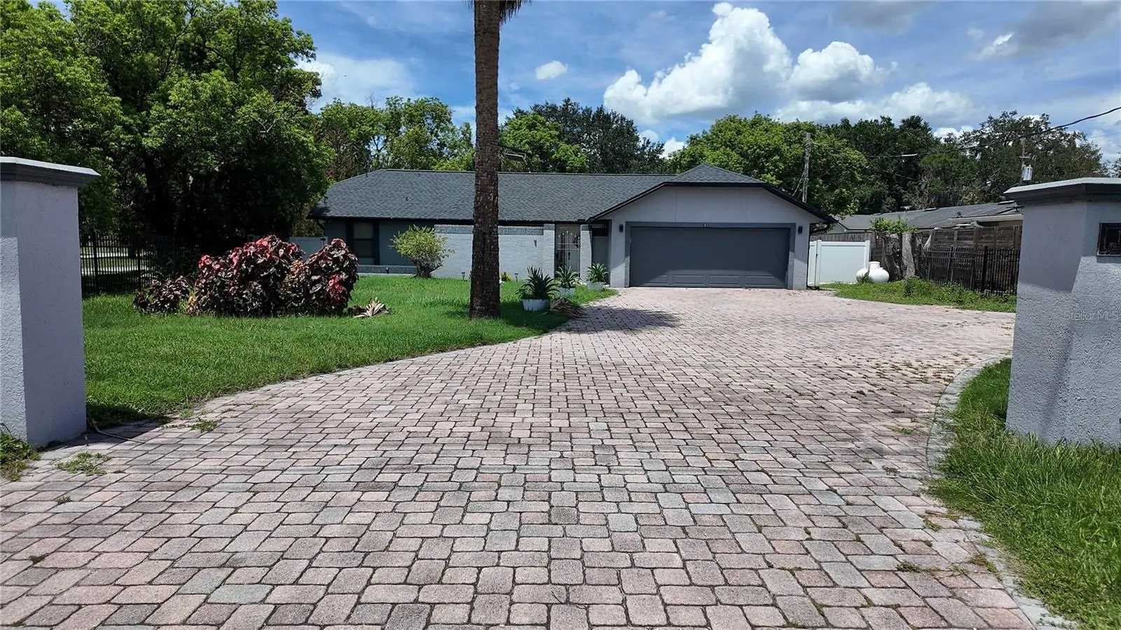 1055 HOLDEN AVE, ORLANDO, FL